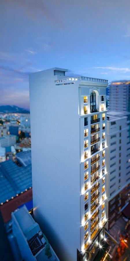 Bonjour Nha Trang Hotel Bagian luar foto