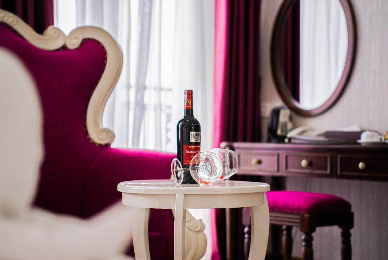 Bonjour Nha Trang Hotel Bagian luar foto