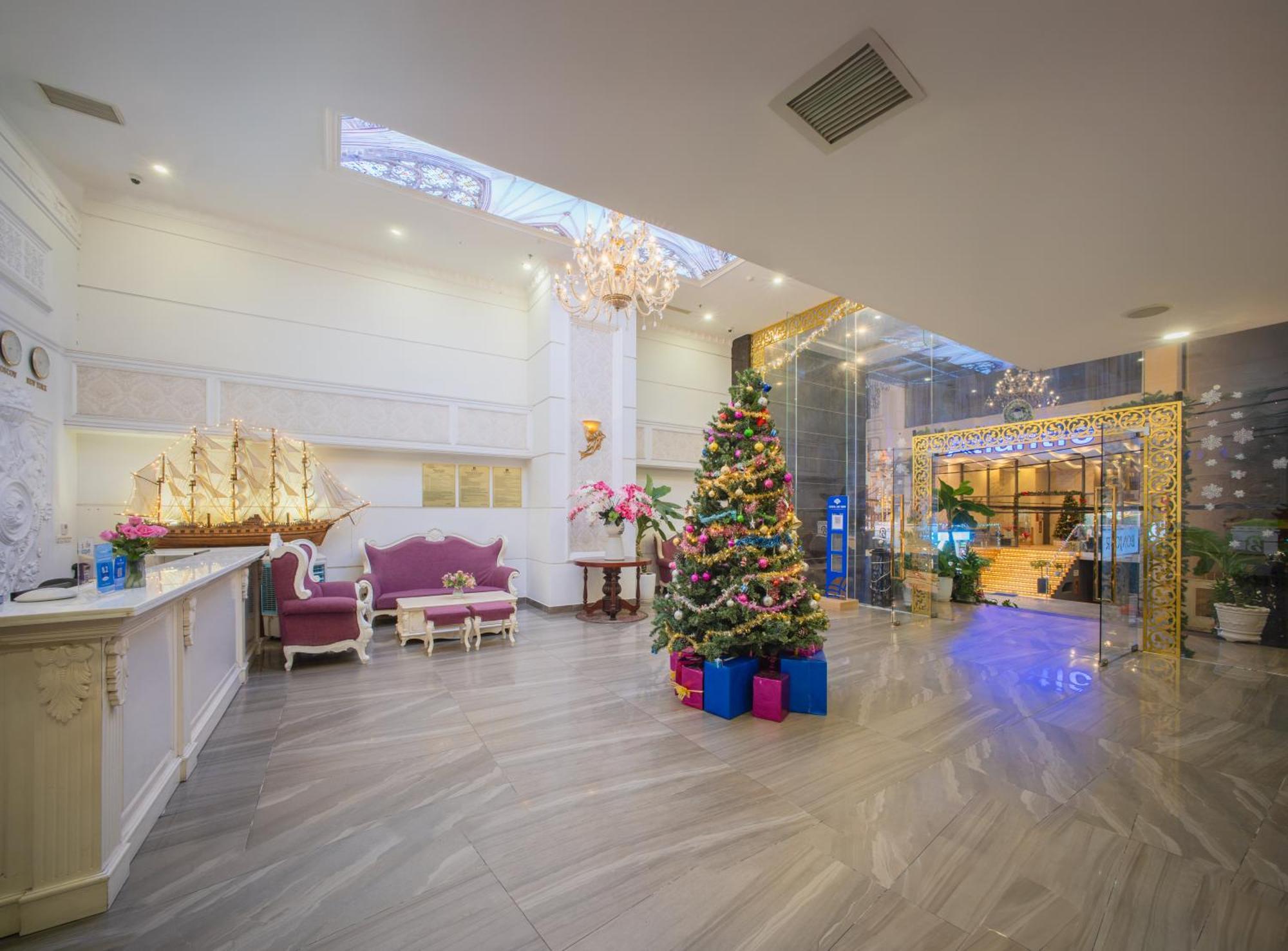 Bonjour Nha Trang Hotel Bagian luar foto