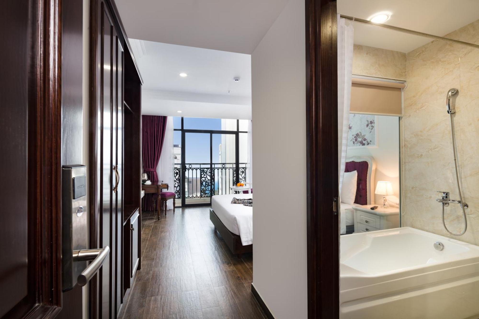 Bonjour Nha Trang Hotel Bagian luar foto
